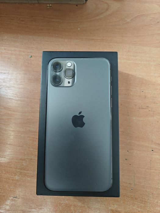 iPhone 11 pro 64gb АКБ 100% менянный