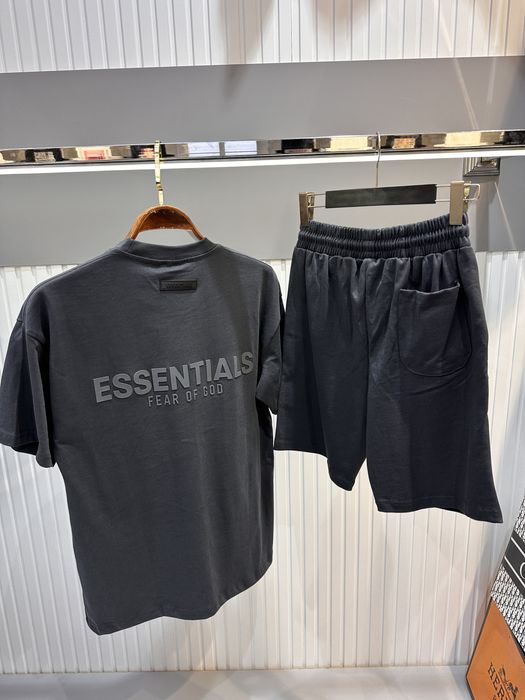 Compleu Essentials Fear Of God