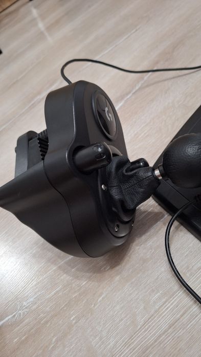 Продавам logitech g29+шифтър