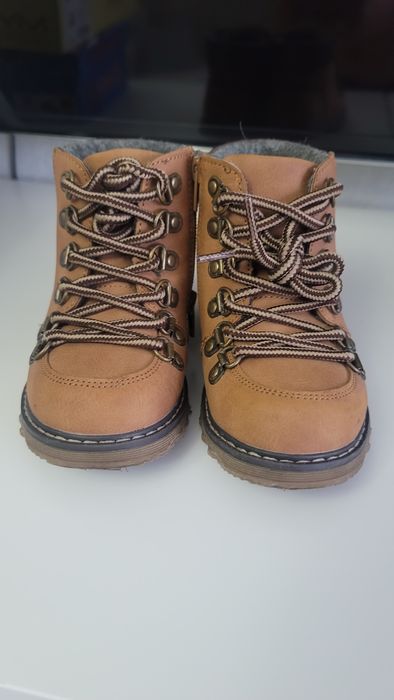 Продам обувь детская 26 размер