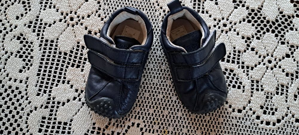 Бебешки кожени обувки 4-7 месеца