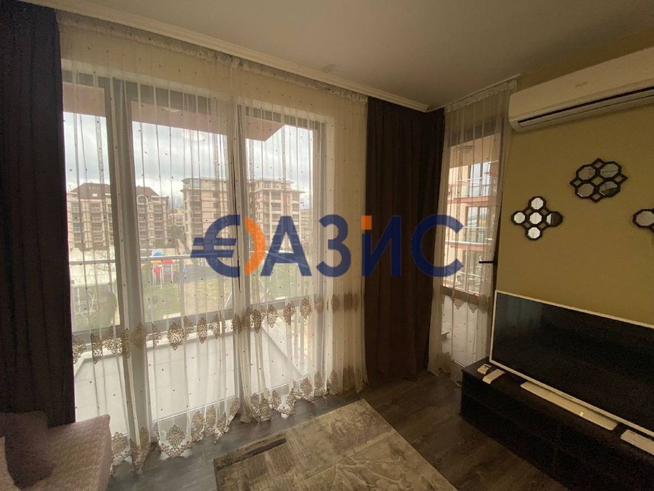 Продава се Двустаен апартамент в к.к. Слънчев бряг - 59 кв.м за 1373 €/кв.м - Снимка #5
