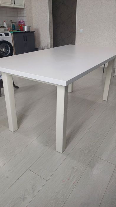 Продам стол в отличном состоянии