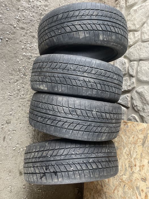 Vand cauciucuri iarna 245/45 r19