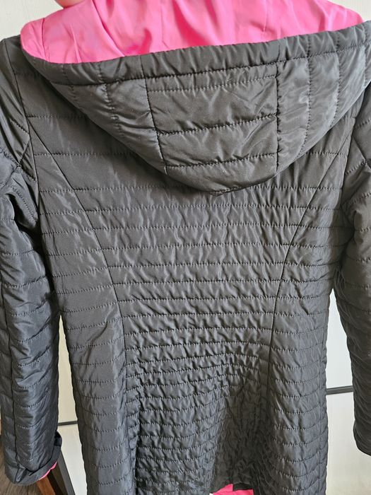 Продам женскую куртку