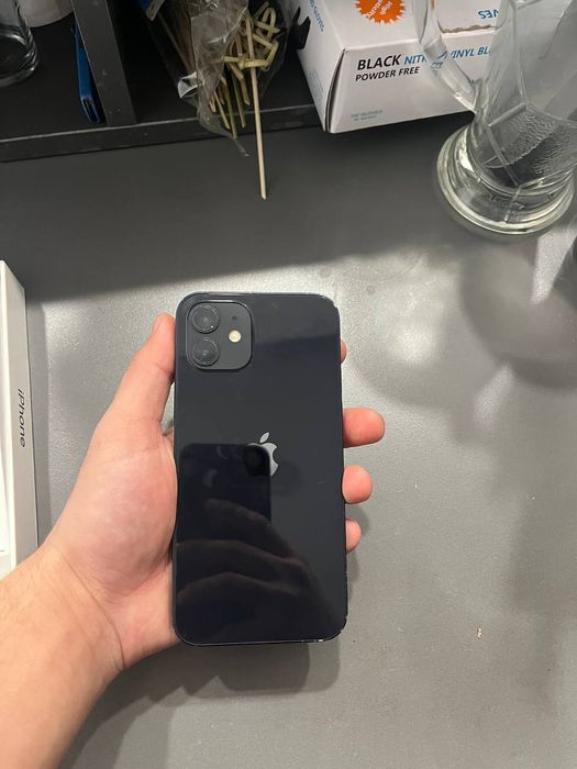 Айфон 12 128гб срочно