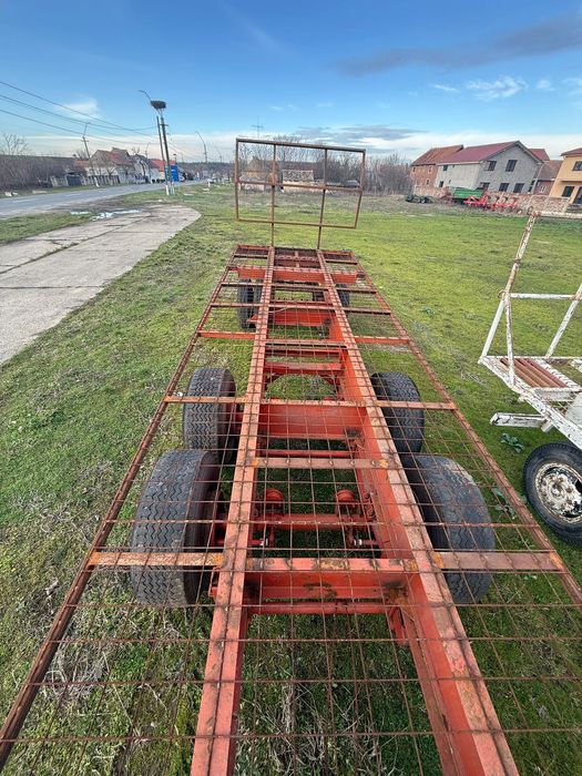Remorcă transport baloți 8 x 2,4 m