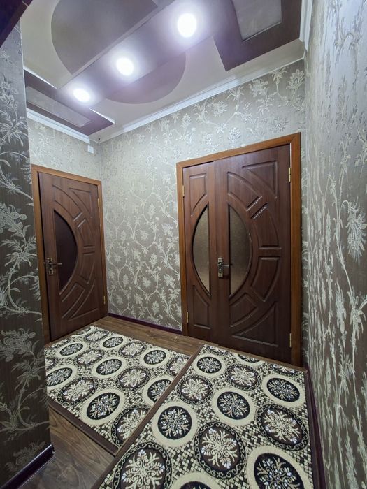 4- мавзе  2- каватда  1 хона  2 хона килинган уй сотилади.