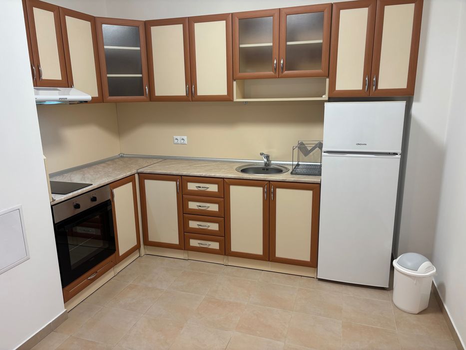 Апартамент  под наем 80кв.м