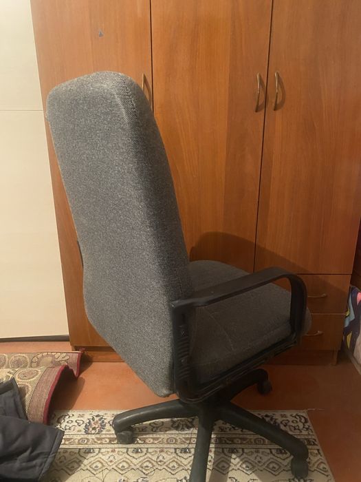 Кресло офисная