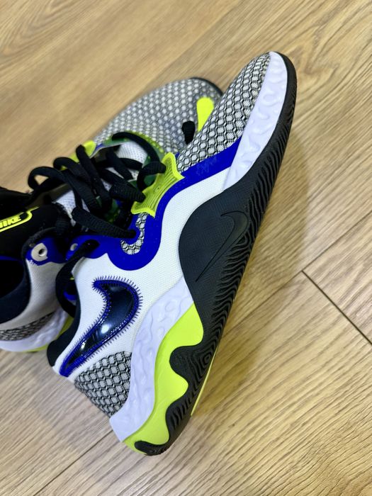 Маратонки Nike RENEW ELEVATE