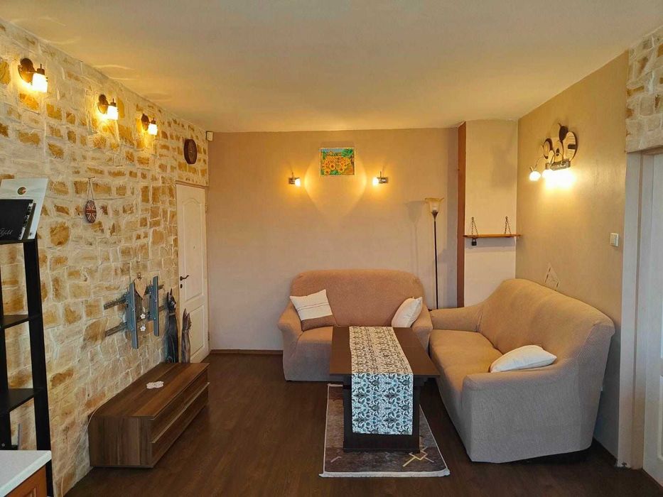 Дава се под наем Тристаен апартамент в София, Изток - 80 кв.м за 650 € - Снимка #4