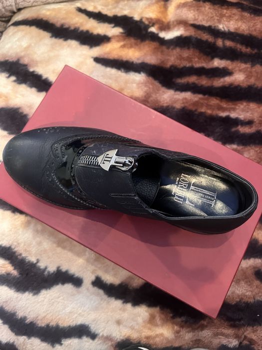 Продам женскую обувь