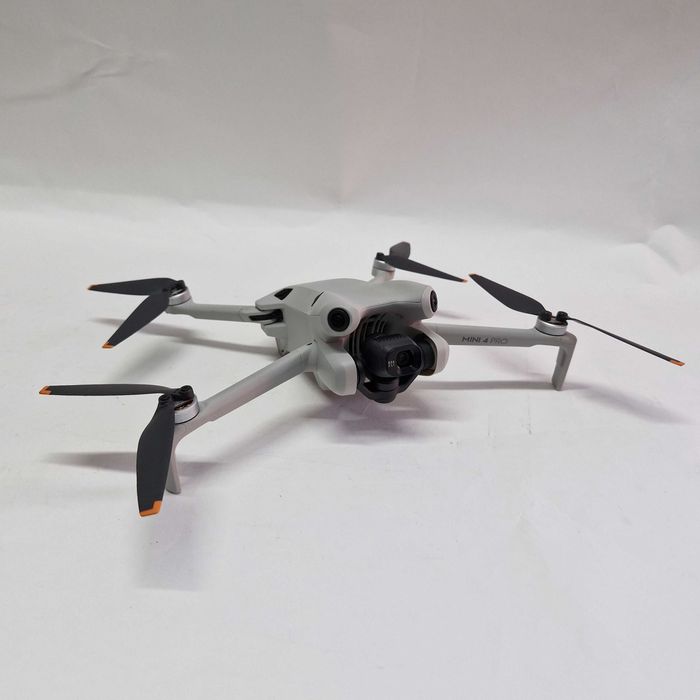 Liquid Money vinde - Drona DJI Mini 4 PRO Fly More Combo + RC 2