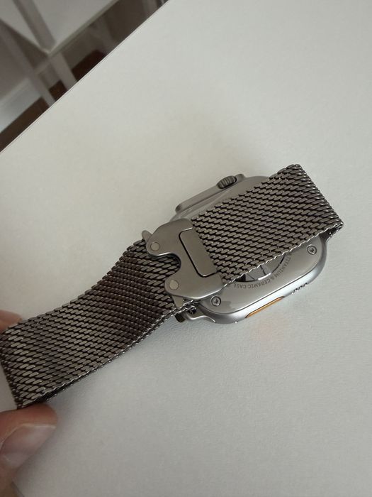 Apple Milanese Loop Ремешок Natural Titanium Оригинал