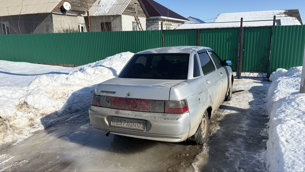 Ваз лада 2110 в хорошем состояний