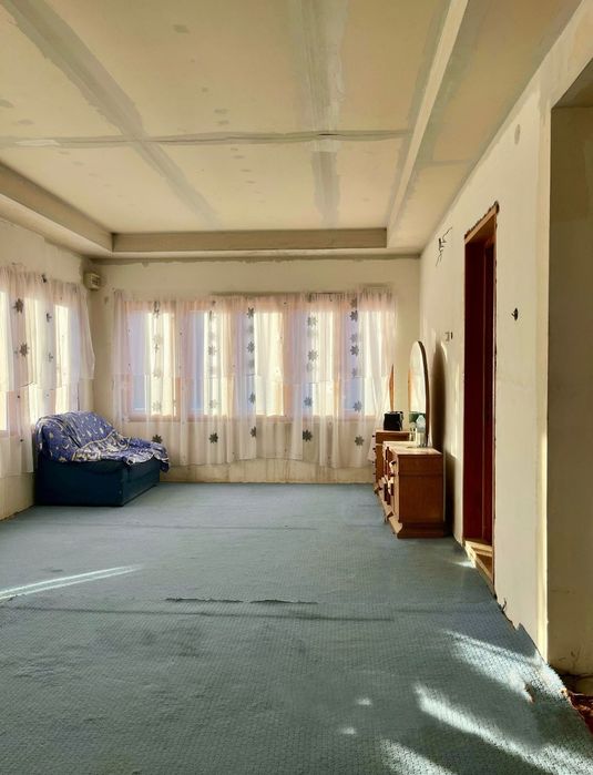 Casă spațioasă cu anexă și teren generos – Bălănești, Gorj