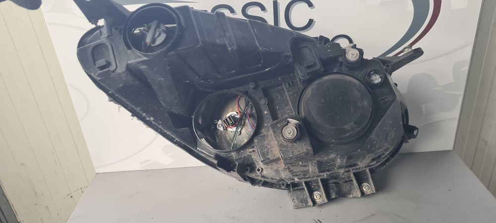 Фар Fiat Doblo 2013г.