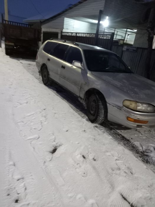 Продам таёта камри универсал