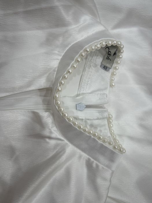 Продам женские платья