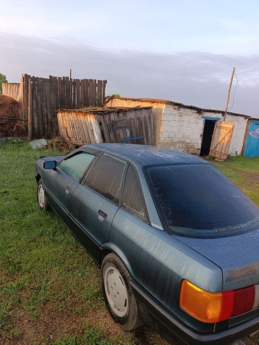 Продам машину audi 80 B3
