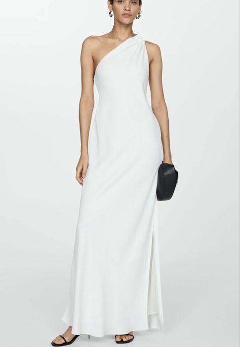 Дълга бяла асиметрича рокля Mango