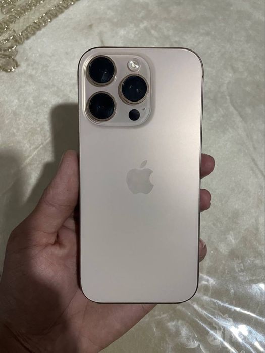 Iphone 16 pro desert rangda