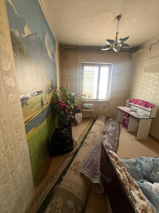 БАМ худудида жойлашган 4 хонали квартира сотилади 100 км