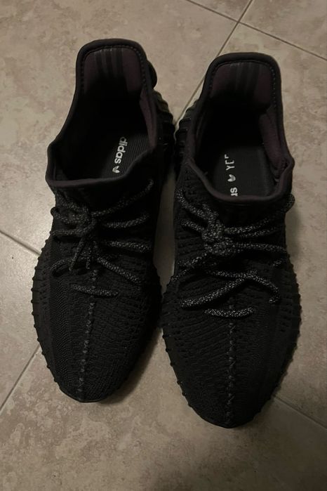 Yeezy 350 black 43