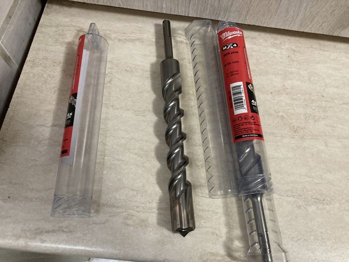 Burghiu Milwaukee Mx4 25x250mm Sds Plus Nou Italia