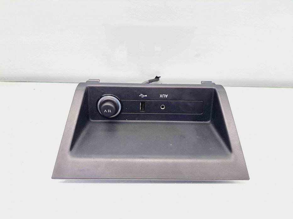 Conector auxiliar USB Skoda Fabia 3 (NJ3) [Fabr 2014-2022] 6V0857367A