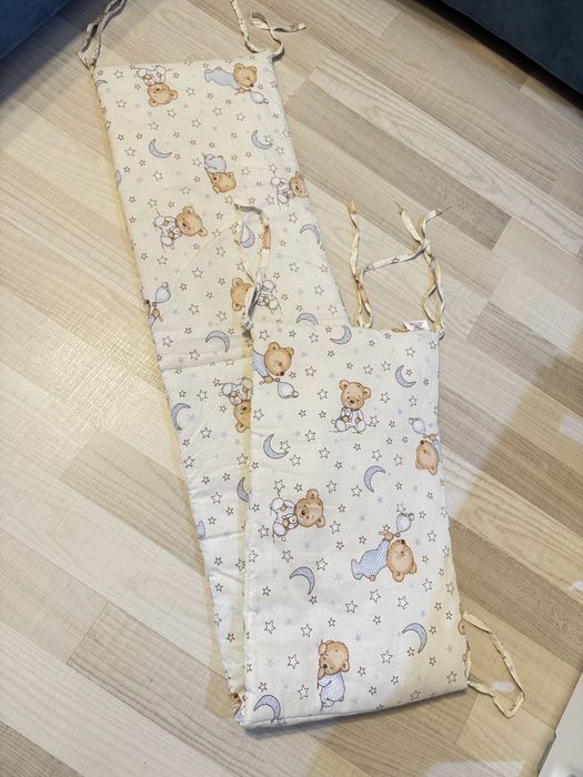 Set patut bebe: laterale/protectii patut perna pilota