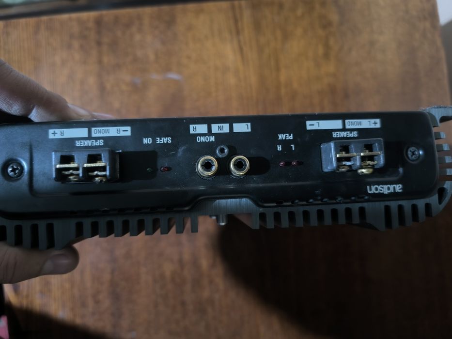 Уселитель sq Audison vr 203