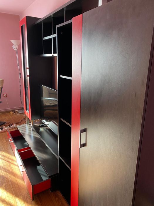 Mobila sufragerie rosie cu negru