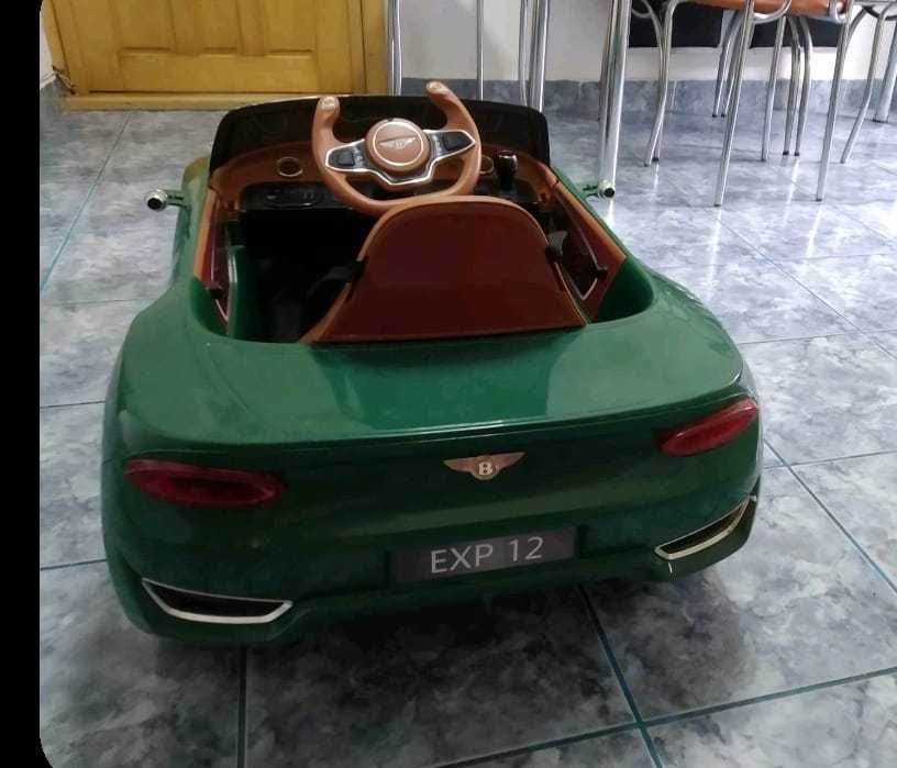 Masinuta electrica cu acumulator si telecomanda Bentley verde 6V/7Ah