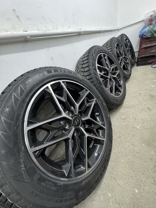 Продам диски с резиной от Туксон