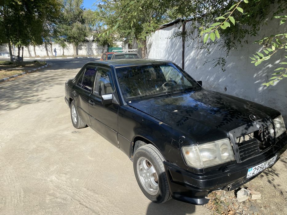 Mersedes benz W124 E230