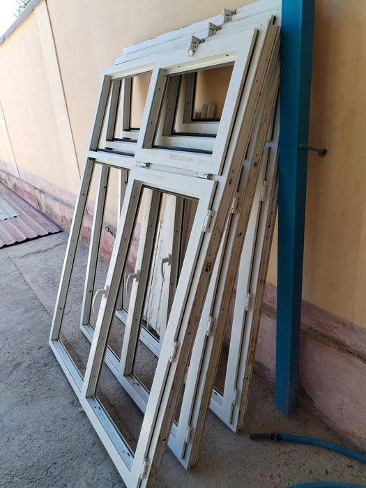 Deraza va gulli reshotka sotiladi.