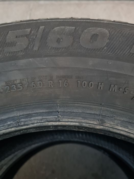 Зимни гуми 2 броя SEMPERIT MasterGrip2 235 60 R16 дот 4022