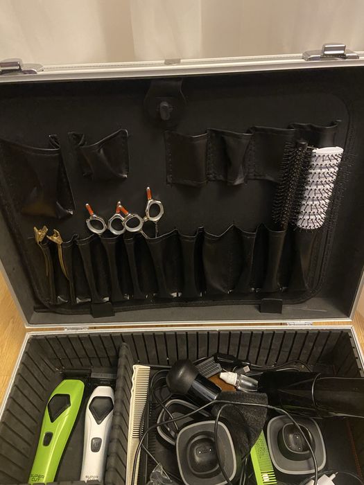Trusă frizerie completă - Mașină de tuns, trimmer, shaver + multe altele