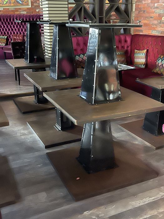 Маси масив дъб с метален крак