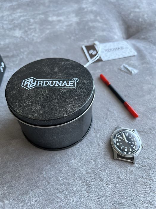 Продам часы rdunae