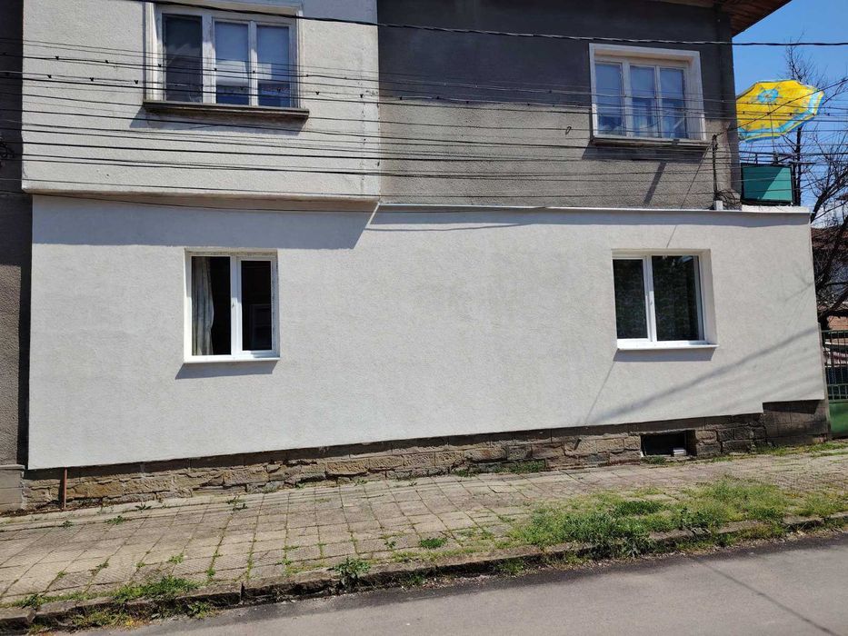 Продава се Етаж от къща в Ловеч, Широк център - 105 кв.м за 365 €/кв.м - Снимка #2
