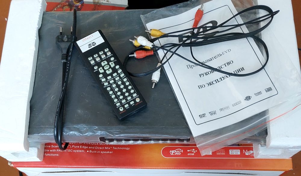 Колонка microlab m-700u + в подарок DVD плеер