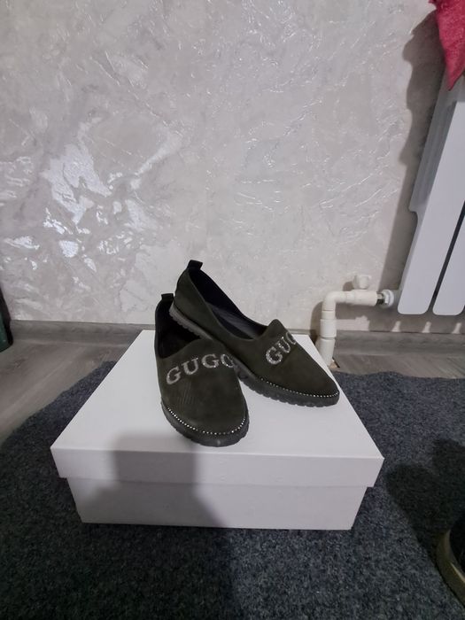 Makas ayollar oyoq kiymi