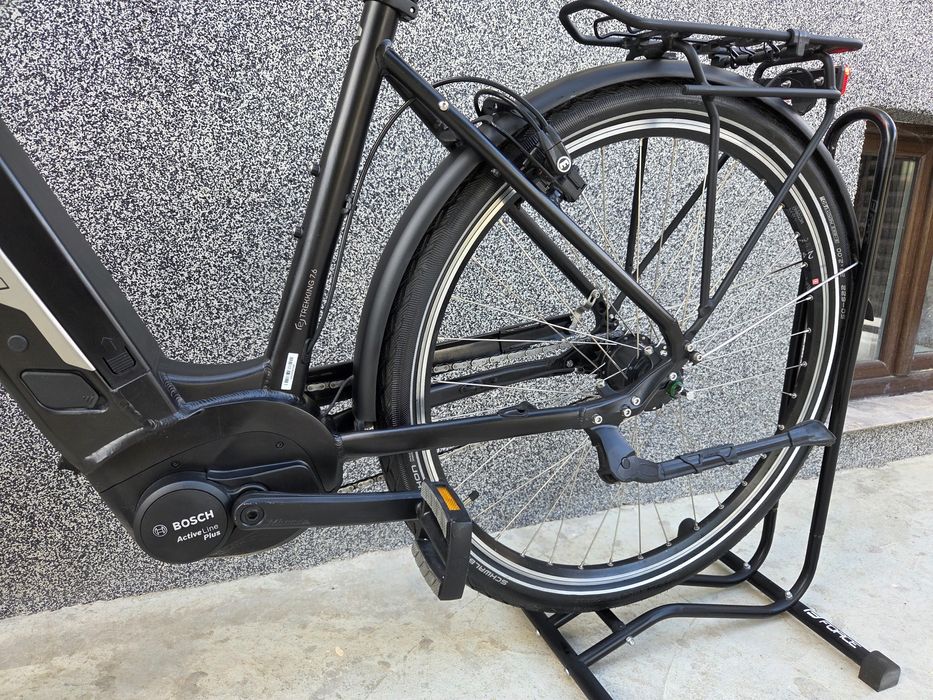 Електрически велосипед Victoria Trekking 7.6 / Bosch мотор / ПЕРФЕКТЕН