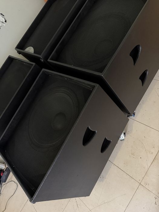 Subwooferi 18” Martin audio S18+ inca 3 clone (multe boxe Martin)