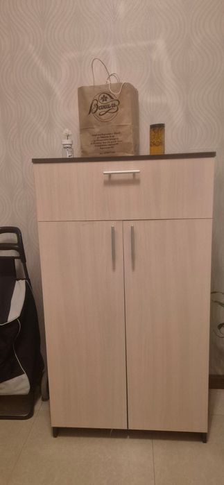 Продам шкаф для обуви