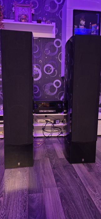 Yamaha ns 777 ..