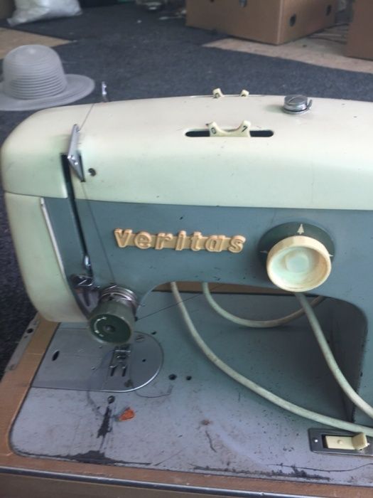 Mașina de cusut electrică /variante schimb